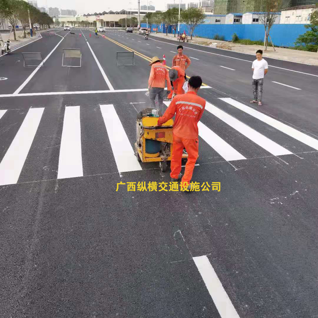 崇左、南寧、欽州、北海交通標線施工